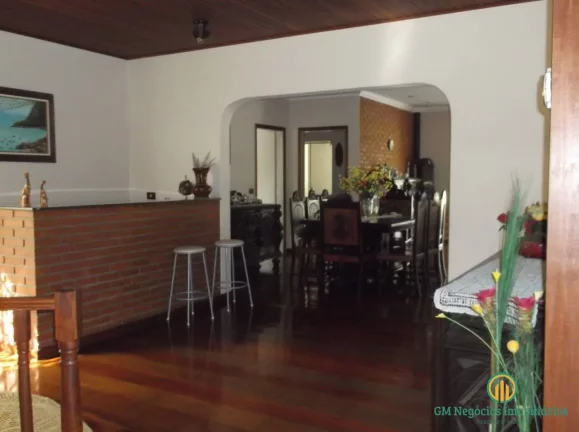 Imagem Casa aconchegante 3 dormitórios(1suíte) terreno plano, gourmet e piscina