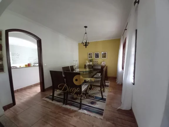 Imagem Casa para Venda em Teresópolis / RJ no bairro Várzea