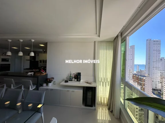 Imagem Apartamento á venda com 3 dormitórios mobiliado, decorado e equipado localizado em Balneário Camboriú.