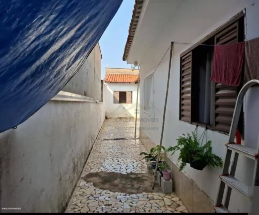 Imagem Casa com 2 dormitórios à venda, 99 m² por R$ 270.000,00 - Jardim Lucila - Tatuí/SP