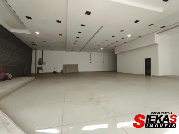 Imagem Salão Comercial de Alto Padrão na Penha de França, São Paulo-SP: 682m², 3 Banheiros.