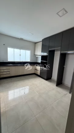 Imagem CASA DISPONIVEL PARA VENDA, NO RESIDENCIAL BELLA SUIÇA EM SINOP - MT
