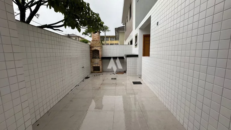 Imagem Sobrado à venda com 3 suítes e Piscina privativa no bairro Vila Belmiro em Santos/SP