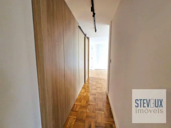Imagem Apartamento reformado com 3 dormitórios e vaga fixa