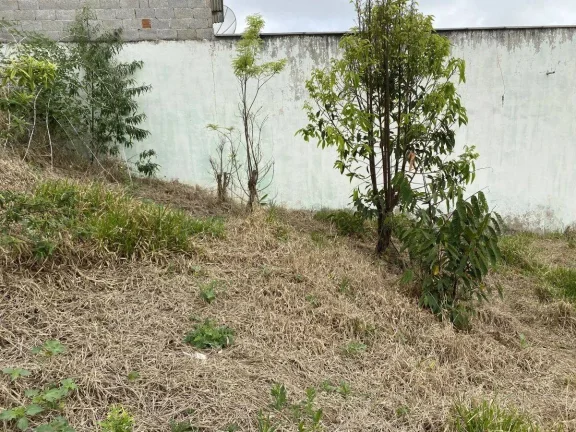 Imagem Lote 200 m2 de Esquina à Venda com escritura no Bairro Nova Cidade – Barbacena