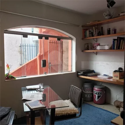 Imagem Casa à venda com 6 quartos, sendo 4 suítes, em Vila Sônia, São Paulo - SP