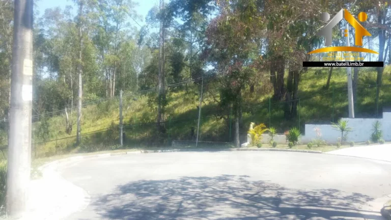 Imagem Terreno à venda no condomínio Quinta de São Fernando - Batelli Imóveis