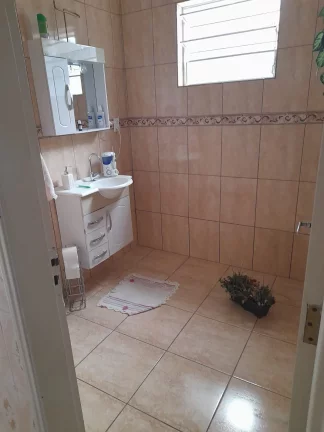 Imagem CASA TÉRREA A VENDA COM EDÍCULA NO PARQUE CAPAVA SANTO ANDRE