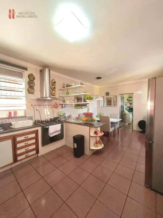Imagem Casa de condomínio com 3 quartos à venda, 350 m² por R$ 2.800.000 - Jardim Vinte e Cinco de Agosto - Duque de Caxias/RJ