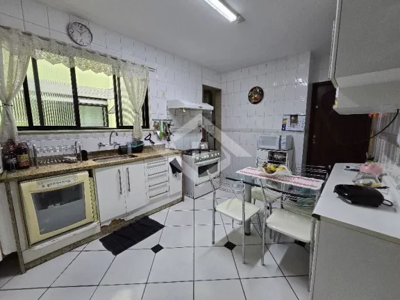 Imagem Apartamento- Varanda- 3 quartos- sol manhã- Freguesia
