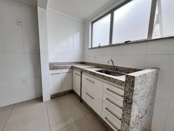 Imagem LOCAÇÃO: Apartamento 3 Quartos no Centro de Barbacena – Reformado e Pronto para Morar