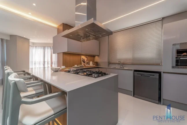 Imagem Apartamento Frente Mar para Venda em Balneário Camboriú, CENTRO, 4 dormitórios, 4 suítes, 6 banheiros, 4 vagas