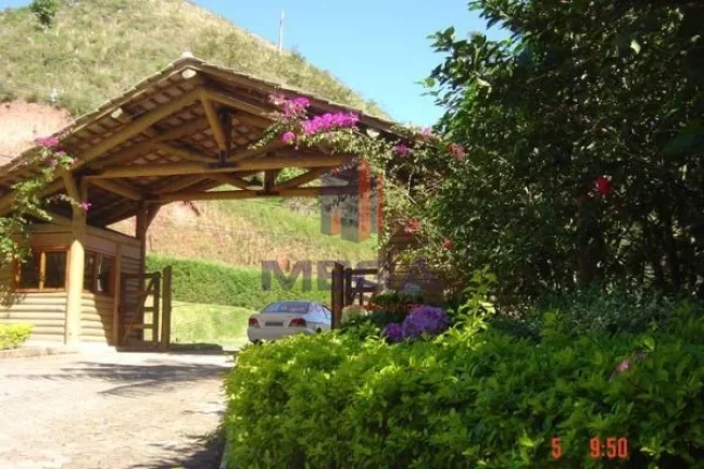 Imagem Vendo Lote no Condomínio Villagio Verdi em Pedra Azul