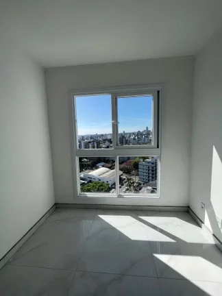 Imagem Em uma localização privilegiada de Novo Hamburgo de 2 quartos no ultimo andar VISTA PRIVILEGIADA