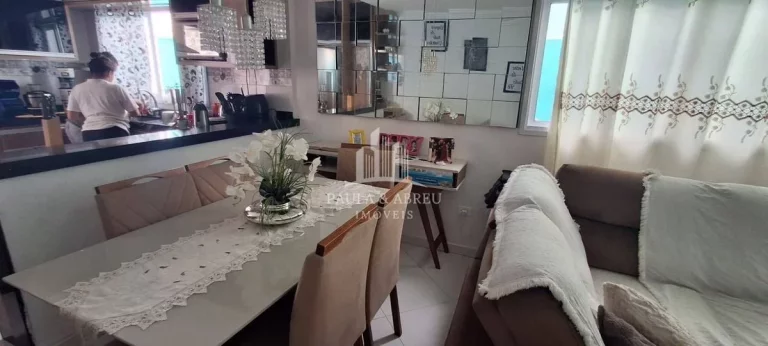 Imagem Assobradado 3 Dormitórios sendo 1 suíte com Sacada, 2 banheiros, 2 vagas, Lavanderia Grande, Área Coberta com Churrasqueira em Mauá no Jardim Zaíra 2