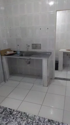 Imagem VENDO IMÓVEL LINEAR CASA DE VILA COM 50 m² - REALENGO