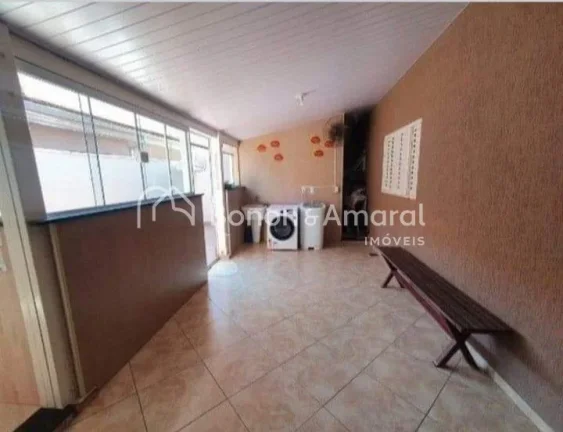 Imagem Casa em terreno 200m² com construção de 176m².
Sendo: 3 quartos com 1 suíte 1 banheiros, sala d...