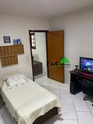 Imagem Casa Comercial para Venda em Limeira, Jardim Piratininga, 4 dormitórios, 2 banheiros, 2 vagas