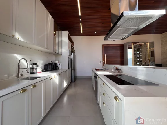 Imagem Casa Alto Padrão no Condomínio Villagio – Patos de Minas | Piscina, Energia Solar e 3 Suítes