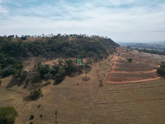Imagem Fazenda a venda com 32.9 alqueires próxima a Franca/SP (Entre Cristais Paulista e Claraval)
