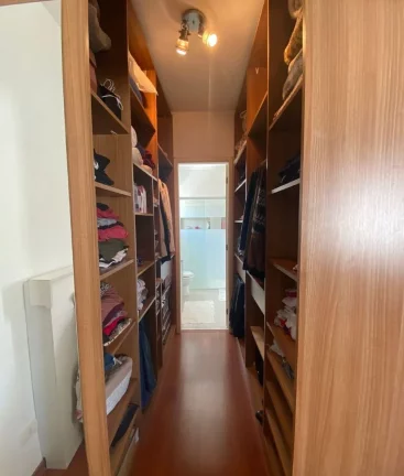 Imagem Sobrado com 4 dormitórios à venda, 250 m² por R$ 1.075.000,00 - Villa Branca - Jacareí/SP