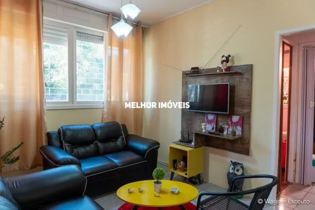 Imagem Casa com Edícula e Kitnet, totalmente mobiliada, localizada no bairro Teresópolis Porto Alegre - RS