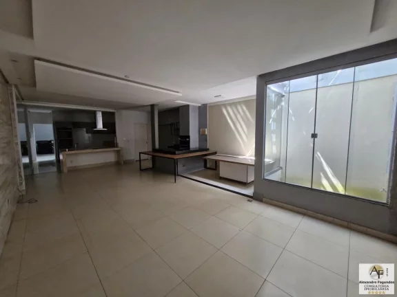 Imagem Sobrado para Venda em Aparecida de Goiânia, Sítios Santa Luzia Residencial, 3 dormitórios, 2 suítes, 4 banheiros, 2 vagas