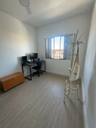 Imagem Sobrado Alto Padrão Bairro Florida 2 Quartos 1 Suite 4 Vagas