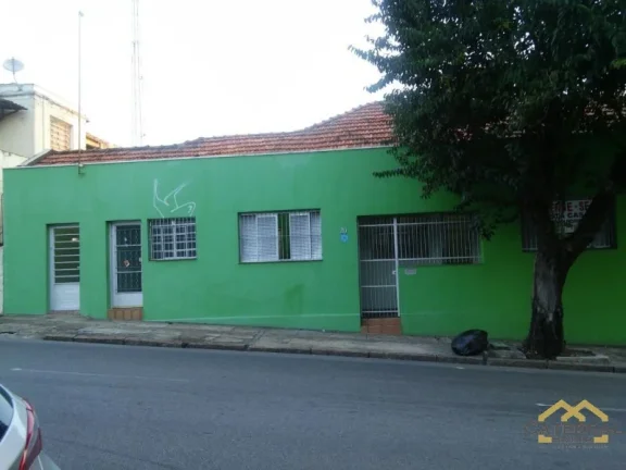 Imagem CASA COM SALÃO COMERCIAL NA VILA ARENS