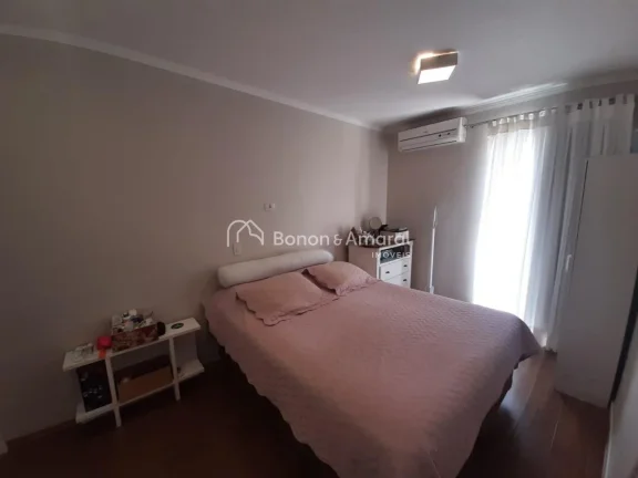 Imagem Em meio à tranquilidade do bairro Santa Marcelina, em Campinas, esta charmosa residência no condom...