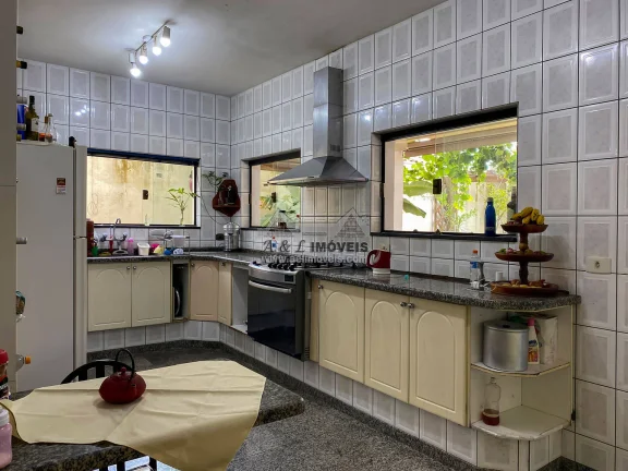 Imagem Casa à venda em Taubaté – Com 06 dormitórios no Taubaté Village