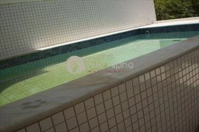 Imagem Casa Sobreposta Alta nova a venda na ponta da praia em Santos