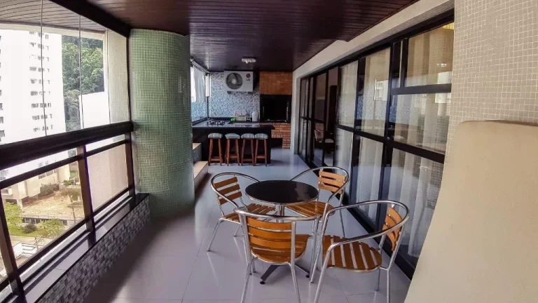 Imagem Pitangueiras - Alto padrão - Reformado - 200 m² úteis - Lazer.