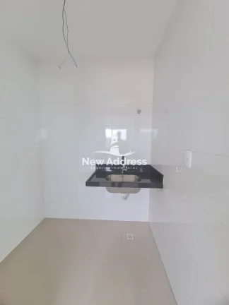 Imagem Apartamento na Praia da Costa com 120m², 3 quartos (1 suíte), 3 vagas, varandas e lazer completo. Andar alto, perto do Shopping Praia da Costa!