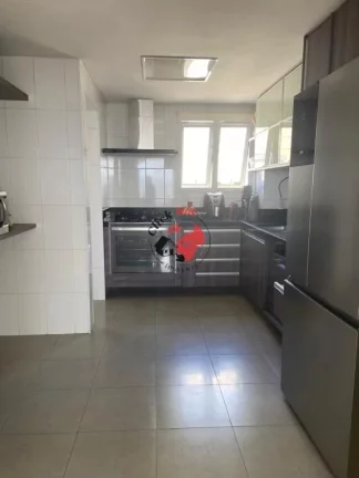 Imagem Cobertura com 3 suítes e 4 vagas para Venda ou Locação no Centro de Santo André