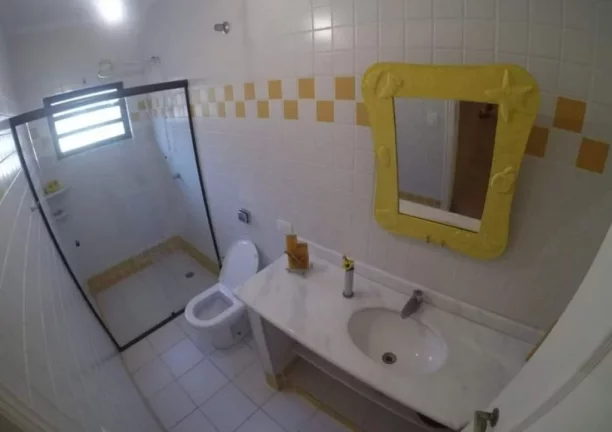 Imagem CASA COM 158 m² - -