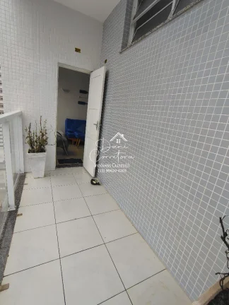 Imagem Oportunidade única: Apartamento Pitangueiras com sacada, vaga e vista para o mar - 1 quarto, 2 salas, 1 banheiro, 1 vaga de garagem, 52,00 m²!