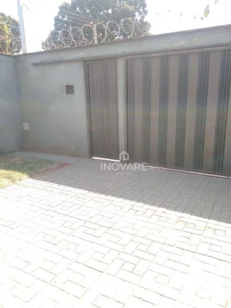 Imagem Casa com 2 dormitórios para alugar, 180 m² por R$ 1.300,00/mês - Setor Santa Rita - Itumbiara/GO