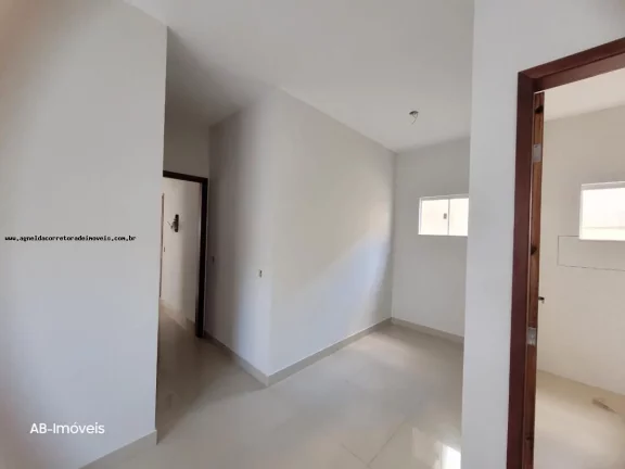 Imagem Casa para Venda em Parnamirim, PARQUE DA NACOES, 3 dormitórios, 2 suítes, 3 banheiros, 2 vagas