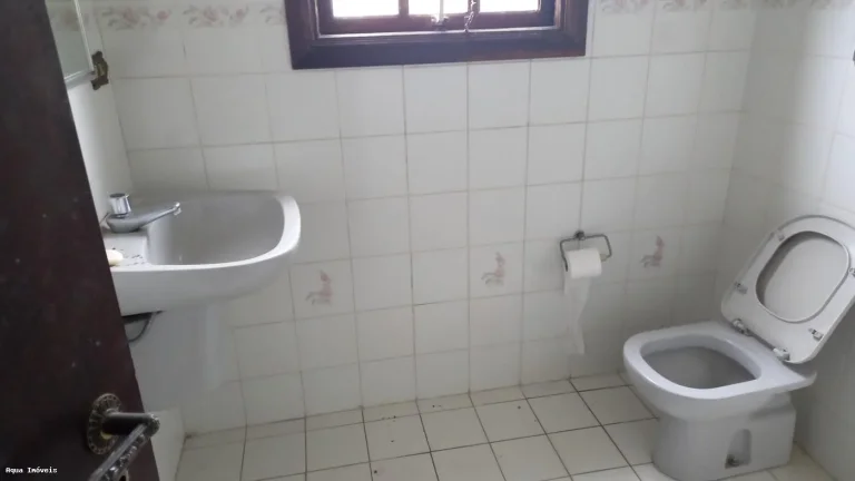 Imagem Casa para Venda em Itanhaém, Parque Augustus, 4 dormitórios, 1 suíte, 3 banheiros, 6 vagas