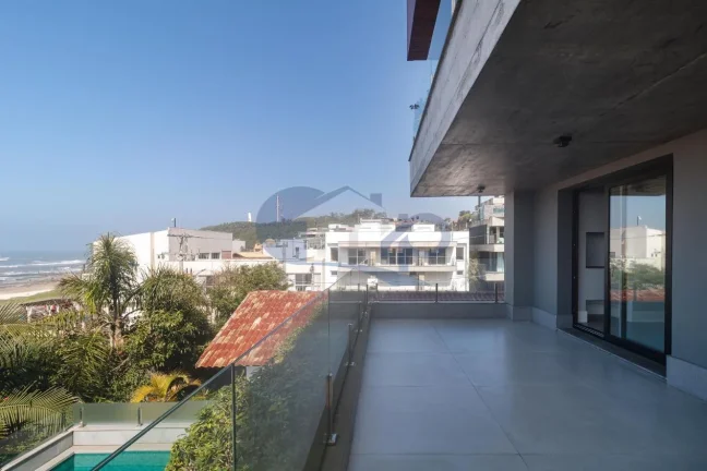 Imagem Apartamento á venda com 4 suítes na Prainha em Torres/RS