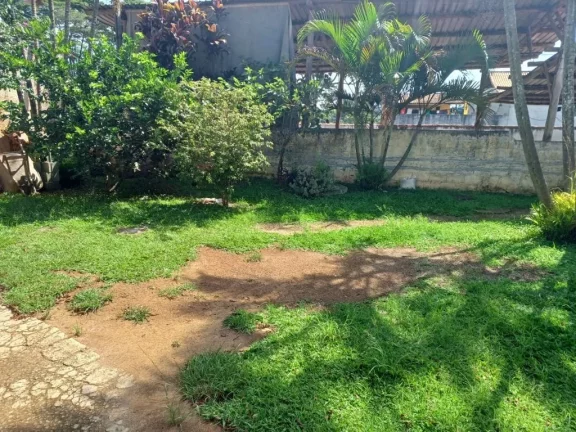Imagem Chácara com 3 dormitórios à venda, 807 m² por R$ 650.000,00 - Ipelândia - Suzano/SP