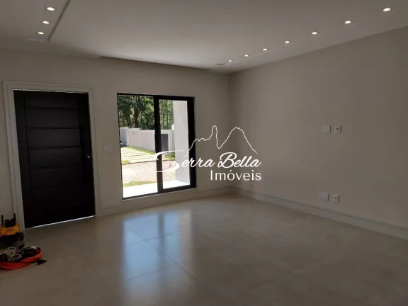 Imagem Casa com 4 dormitórios à venda, 400 m² por R$ 1.600.000,00 - Green Valleiy - Teresópolis/RJ