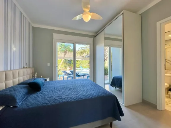 Imagem Casa em Condominio 4 Dormitórios - Bairro Atlantida Sul