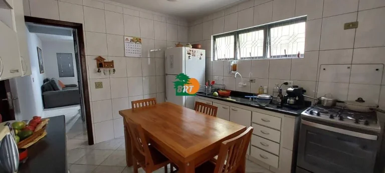 Imagem Casa para Venda em São Roque, Vila Santo Antônio, 2 dormitórios, 1 banheiro, 2 vagas