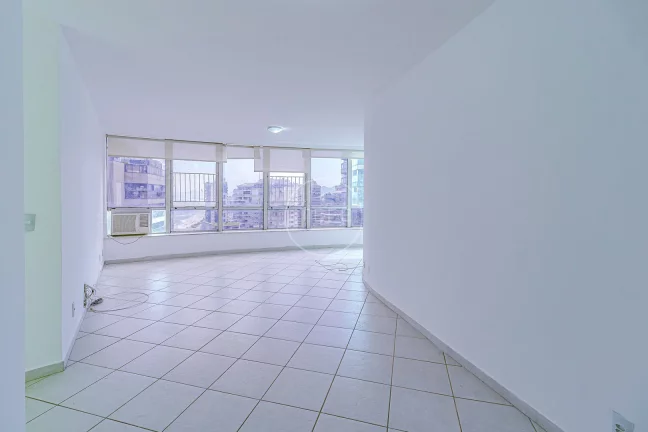 Imagem APARTAMENTO com 2 QUARTOS e VISTA MAR na BARRA DA TIJUCA