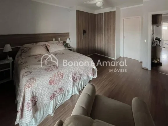 Imagem Casa com 3 Quartos e 4 banheiros à Venda, 250 m² por R$ 1.600.000