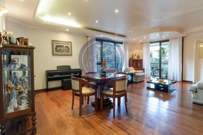 Imagem Apartamento de luxo em Perdizes, São Paulo-SP, com 3 quartos, 3 suítes, 2 salas, 5 banheiros, 3 vagas e 251m². Venha conferir!