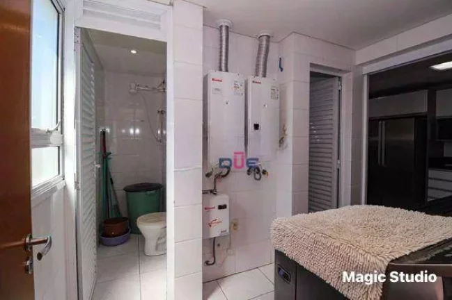 Imagem Apartamento com 4 dormitórios à venda, 191 m² por R$ 1.900.000 - Gonzaga - Santos/SP