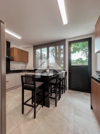 Imagem Casa de Condomínio em Alphaville Residencial Dois - Barueri